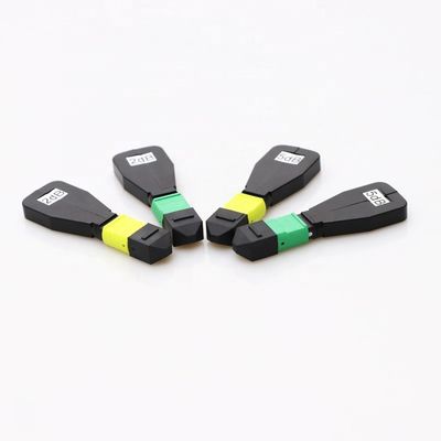 / Apc 두 부분으로 된 Pvc 9/125 단일모드 광섬유가 되돌린 눈 되돌림 Lc / Upc 또는 Lc